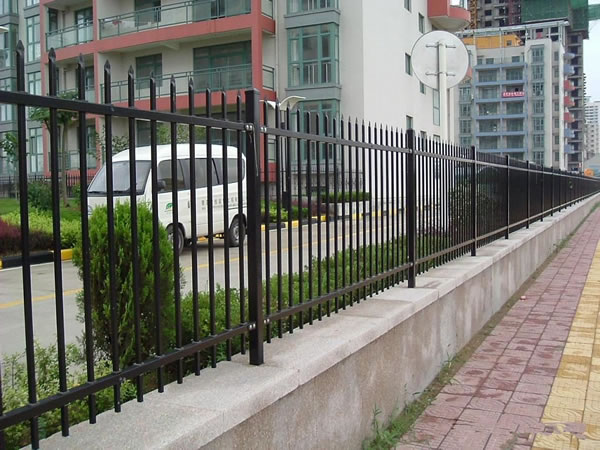 鋅鋼欄桿護(hù)欄